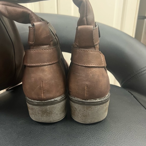 Arizona Jeans Co Boots. I’m selling both pair as a bundle deal - Picture 9 of 9